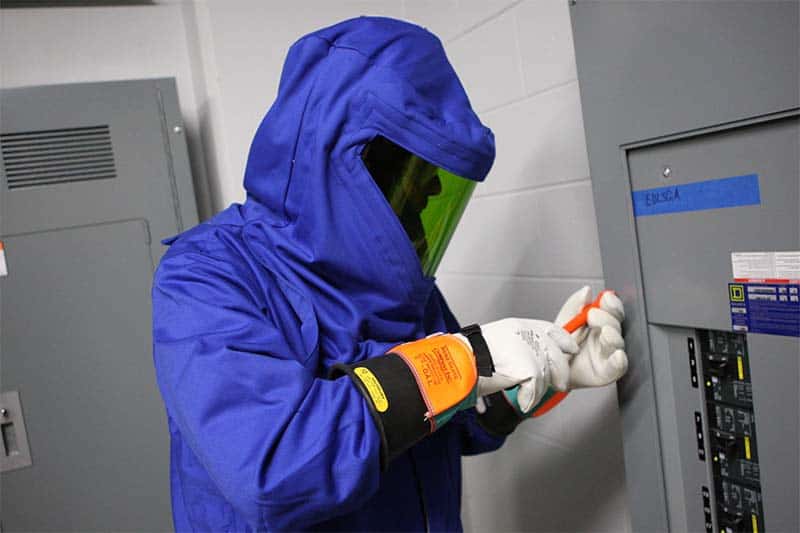 infrared thermography inspection performed by expert